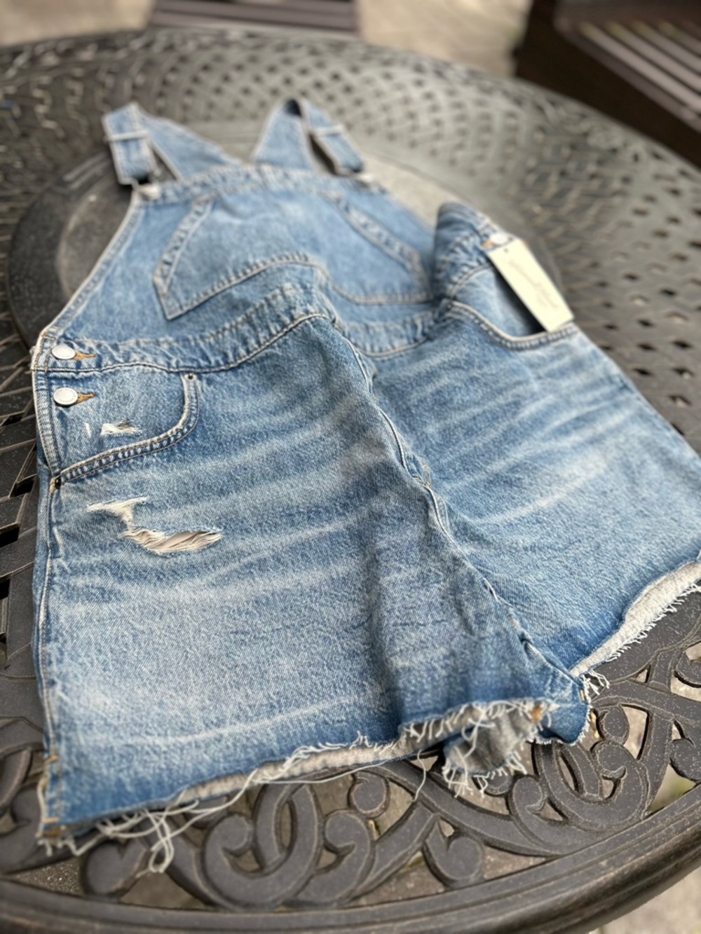 Universal Thread Blue Denim Distressed Overall Shorts Front Back Pockets - Picture 10 of 11